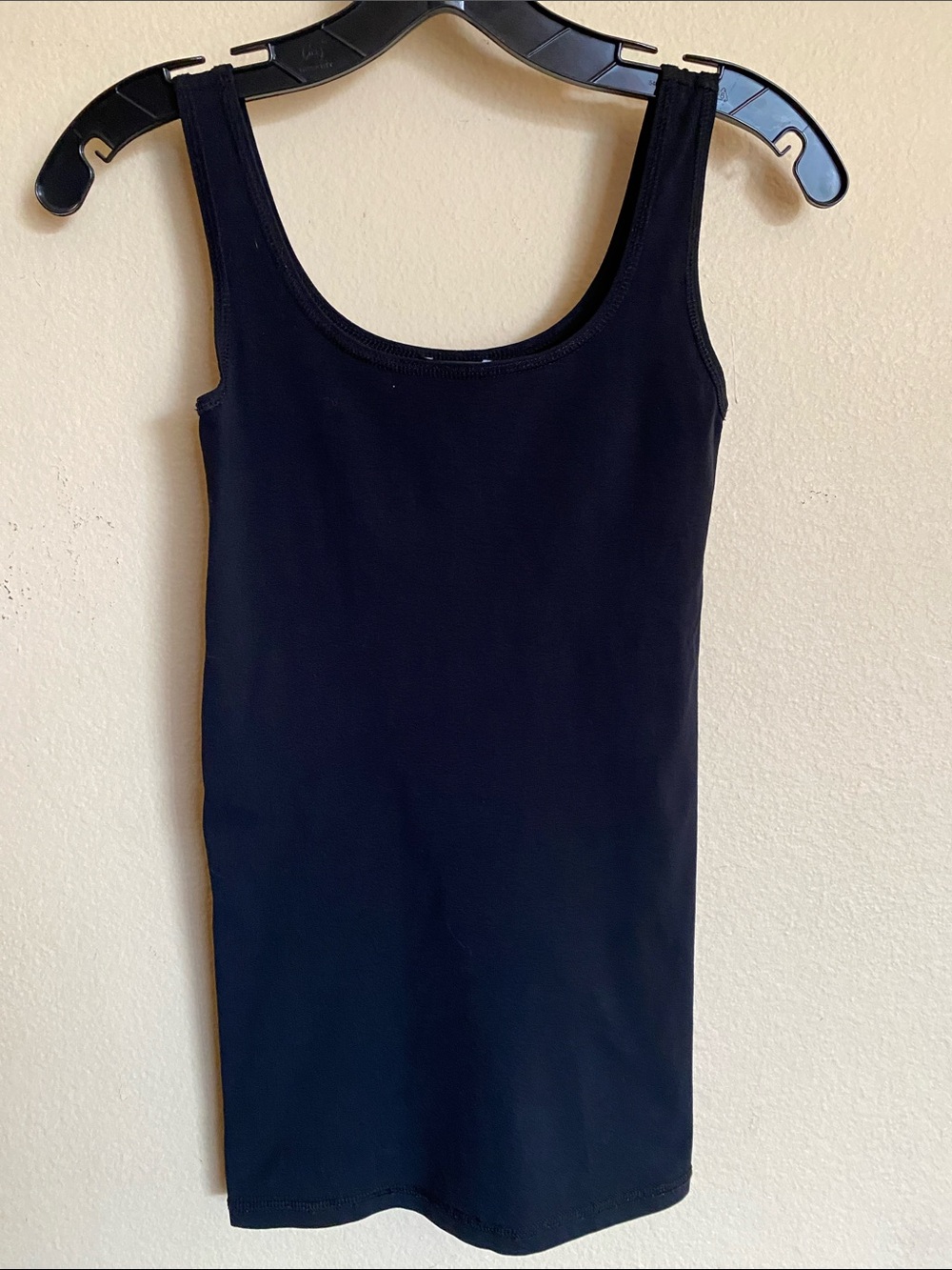 Theory Scoop Neck Tank Top in Stretch Nylon